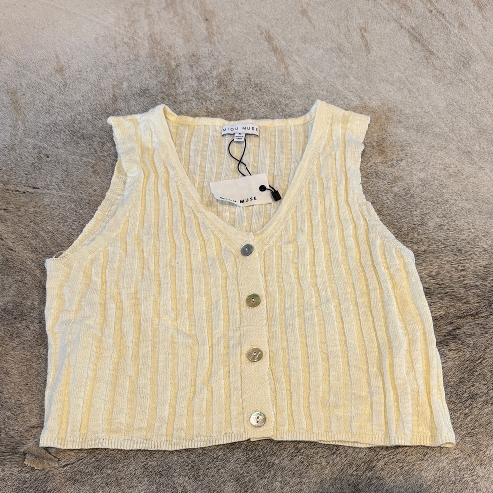 Cream Sleeveless Button-Up Top by Mon Muir